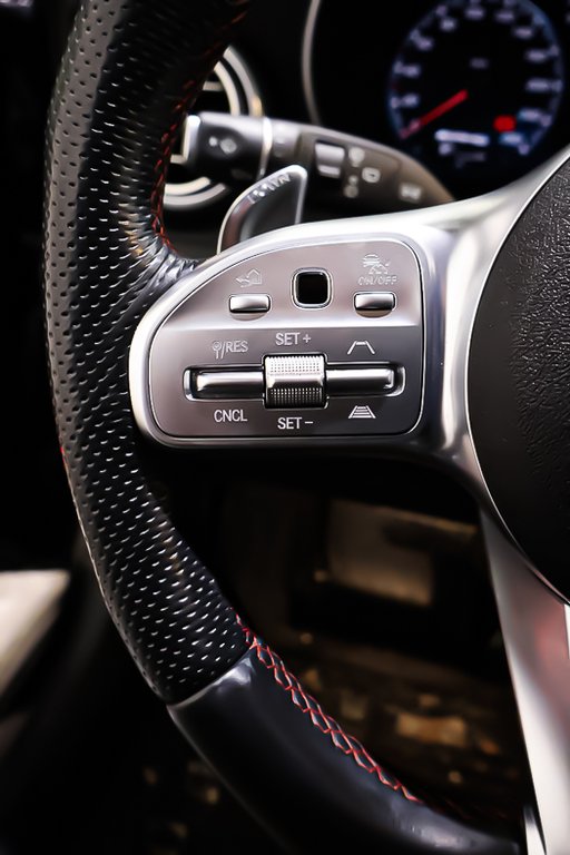 2022 Mercedes GLC GLC 43 AMG + AWD + TOIT OUVRANT PANO in Terrebonne, Quebec - 17 - w1024h768px