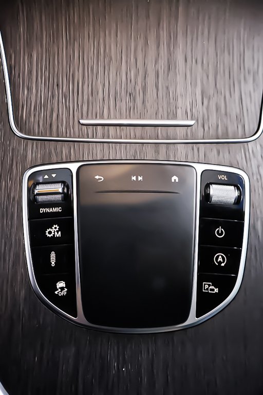 2022 Mercedes GLC GLC 43 AMG + AWD + TOIT OUVRANT PANO in Terrebonne, Quebec - 27 - w1024h768px