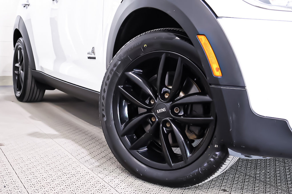 2014 MINI Countryman COOPER S + AWD + TOIT OUVRANT PANO in Terrebonne, Quebec - 9 - w1024h768px