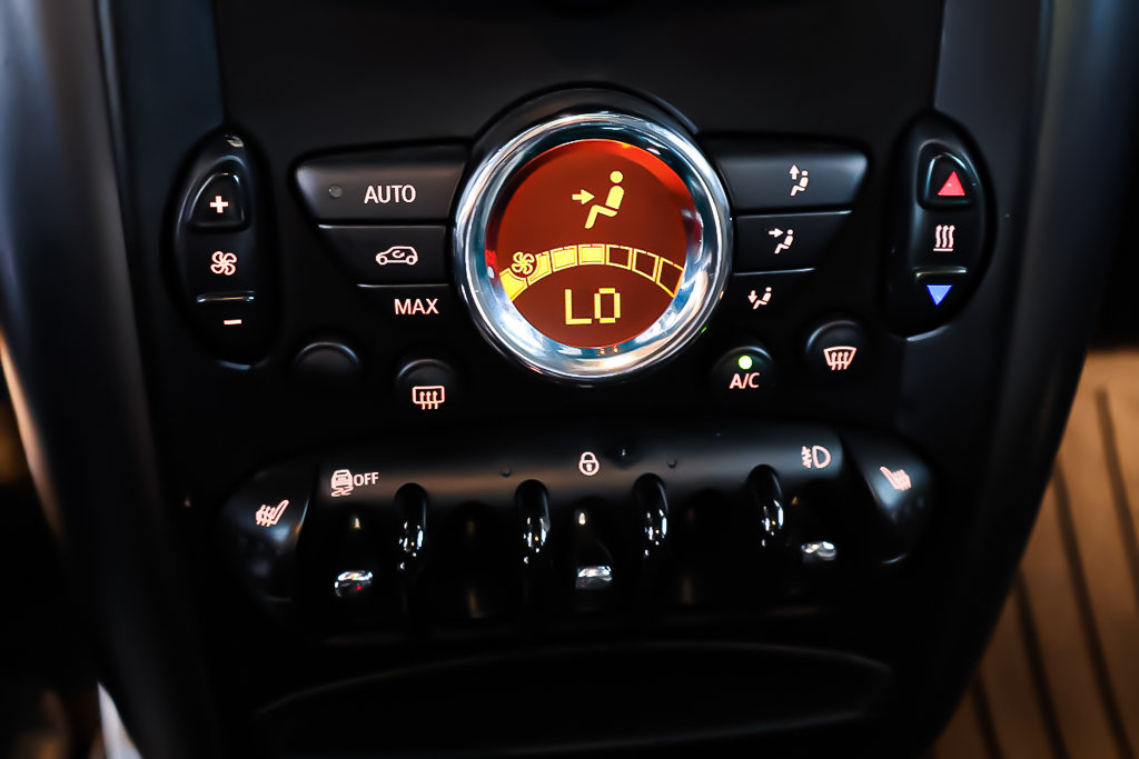 2014 MINI Countryman COOPER S + AWD + TOIT OUVRANT PANO in Terrebonne, Quebec - 22 - w1024h768px