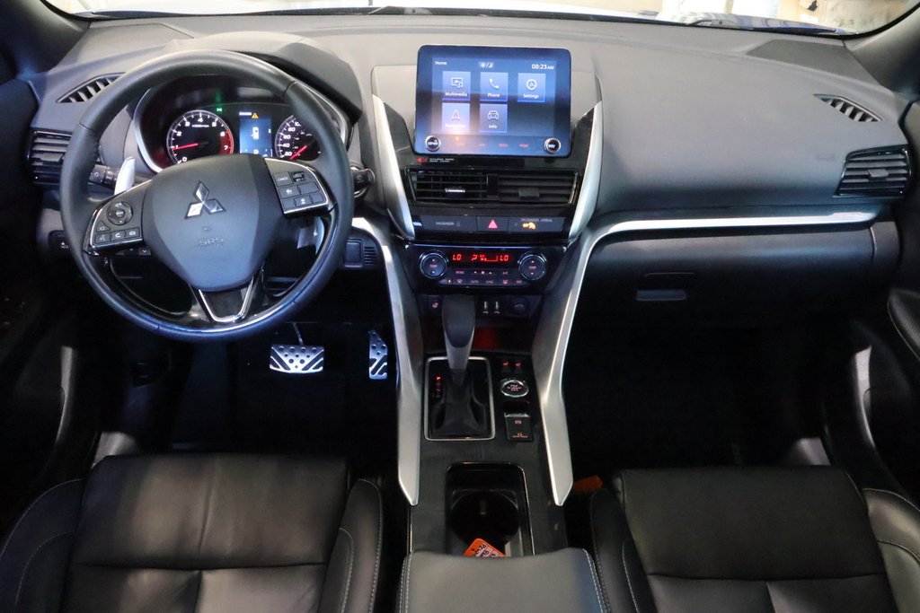Mitsubishi Eclipse Cross GT + AWD + TOIT OUVRANT PANO 2023 à Terrebonne, Québec - 14 - w1024h768px