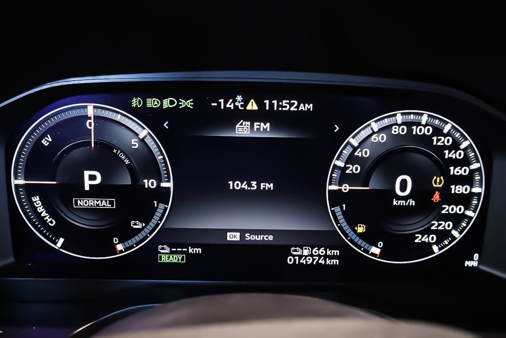 Mitsubishi Outlander PHEV SEL + AWD + CUIR + TOIT OUVRANT PANO 2024 à Terrebonne, Québec - 19 - w1024h768px