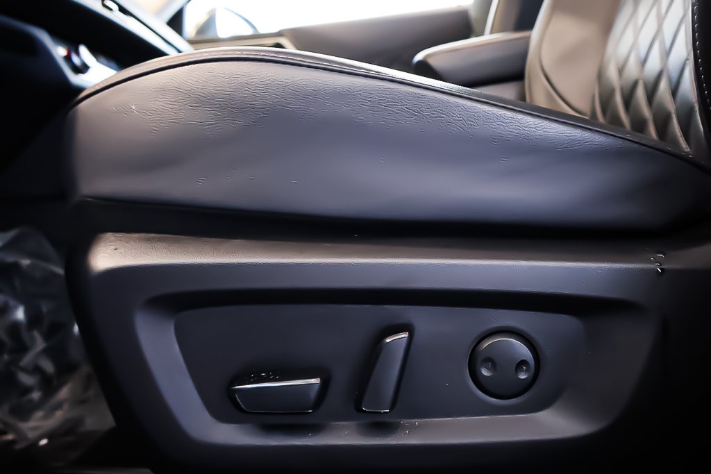 Mitsubishi Outlander PHEV SEL + AWD + CUIR + TOIT OUVRANT PANO 2024 à Terrebonne, Québec - 13 - w1024h768px