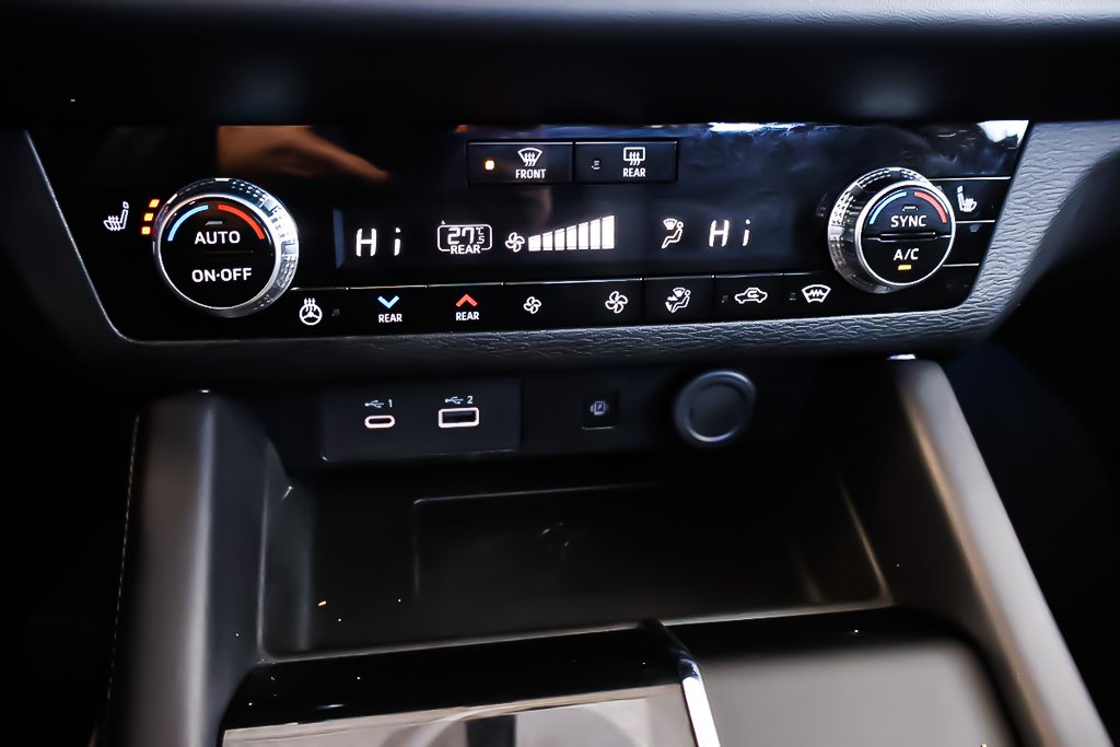 Mitsubishi Outlander PHEV SEL + AWD + CUIR + TOIT OUVRANT PANO 2024 à Terrebonne, Québec - 25 - w1024h768px