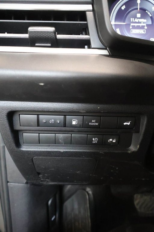 Mitsubishi Outlander PHEV SEL + AWD + TOIT OUVRANT 2024 à Terrebonne, Québec - 29 - w1024h768px