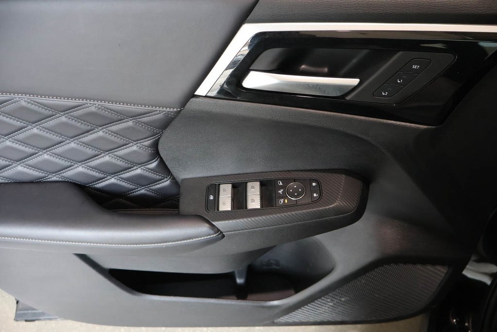 Mitsubishi Outlander PHEV SEL + AWD + TOIT OUVRANT 2024 à Terrebonne, Québec - 30 - w1024h768px