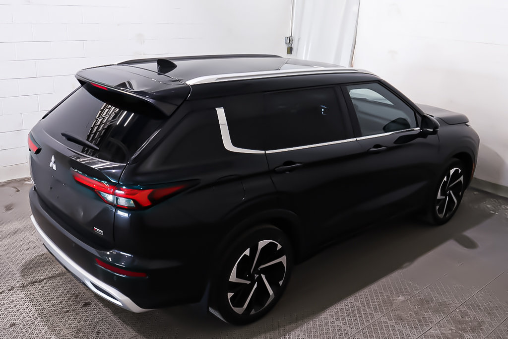 2022 Mitsubishi Outlander GT + AWD + TOIT OUVRANT PANO in Terrebonne, Quebec - 7 - w1024h768px