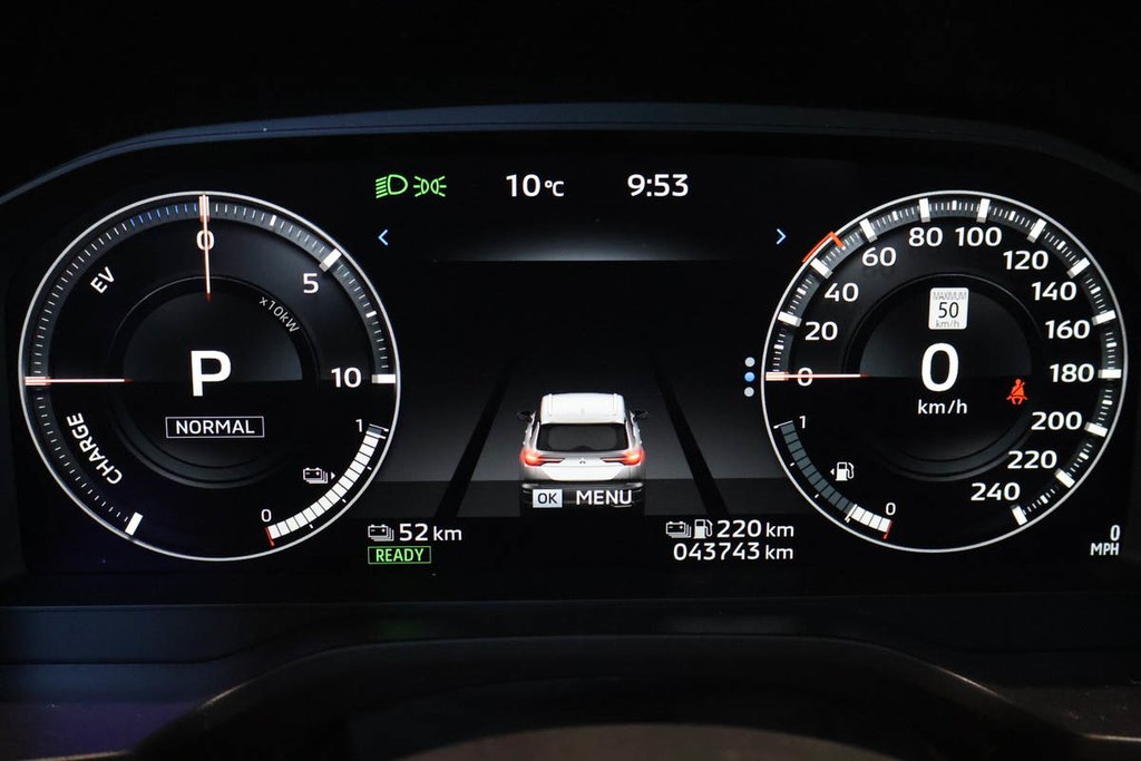 2024 Mitsubishi Outlander PHEV GT + S- AWD + TOIT OUVRANT in Terrebonne, Quebec - 19 - w1024h768px