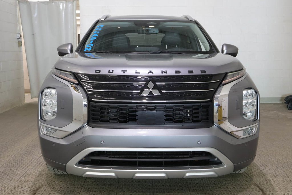 2024 Mitsubishi Outlander PHEV GT + S- AWD + TOIT OUVRANT in Terrebonne, Quebec - 2 - w1024h768px