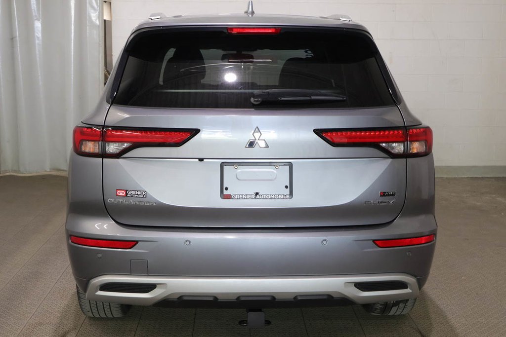 2024 Mitsubishi Outlander PHEV GT + S- AWD + TOIT OUVRANT in Terrebonne, Quebec - 6 - w1024h768px