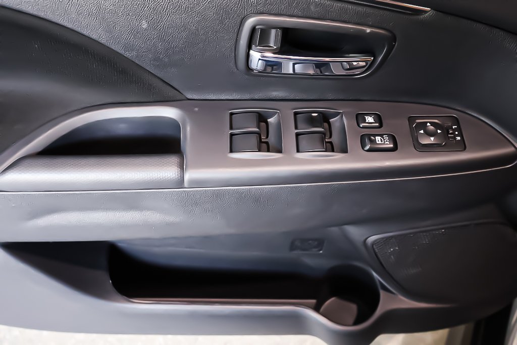 Mitsubishi RVR SE + AWD + CARPLAY 2022 à Terrebonne, Québec - 25 - w1024h768px
