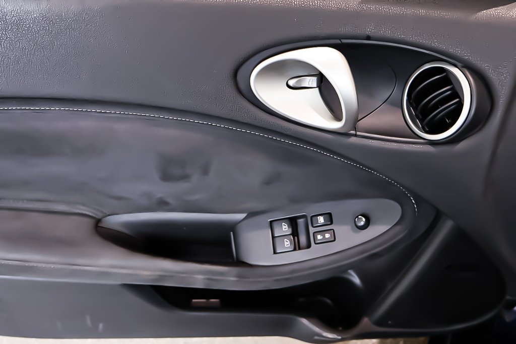 Nissan 370Z ROADSTER TOURING + AUTOMATIQUE + RWD 2014 à Terrebonne, Québec - 28 - w1024h768px