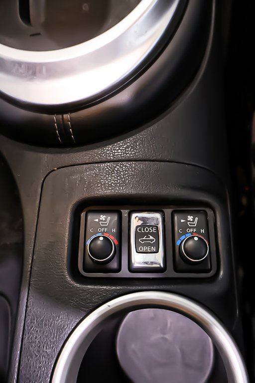 Nissan 370Z ROADSTER TOURING + AUTOMATIQUE + RWD 2014 à Terrebonne, Québec - 27 - w1024h768px