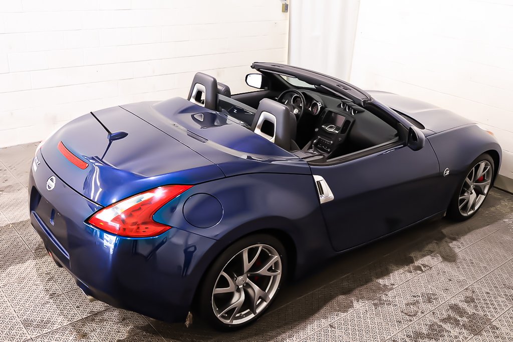 Nissan 370Z ROADSTER TOURING + AUTOMATIQUE + RWD 2014 à Terrebonne, Québec - 9 - w1024h768px