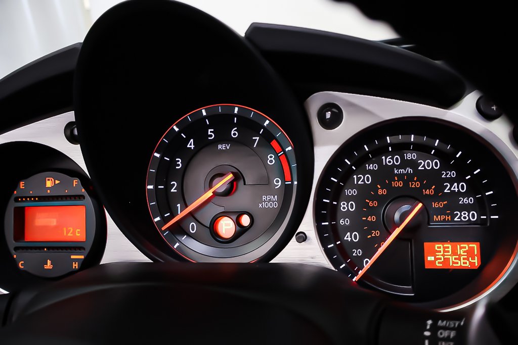 Nissan 370Z ROADSTER TOURING + AUTOMATIQUE + RWD 2014 à Terrebonne, Québec - 22 - w1024h768px