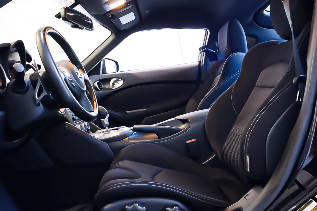 Nissan 370Z RWD + AUTOMATIQUE + CLIMATISATION 2020 à Terrebonne, Québec - 10 - w1024h768px