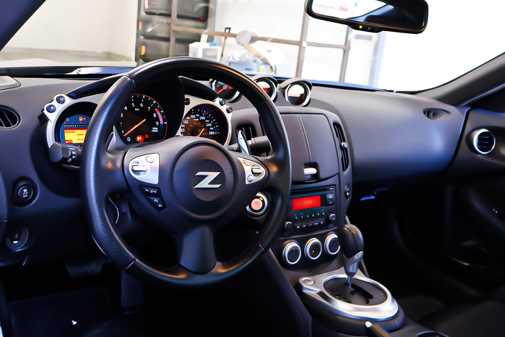 Nissan 370Z RWD + AUTOMATIQUE + CLIMATISATION 2020 à Terrebonne, Québec - 15 - w1024h768px