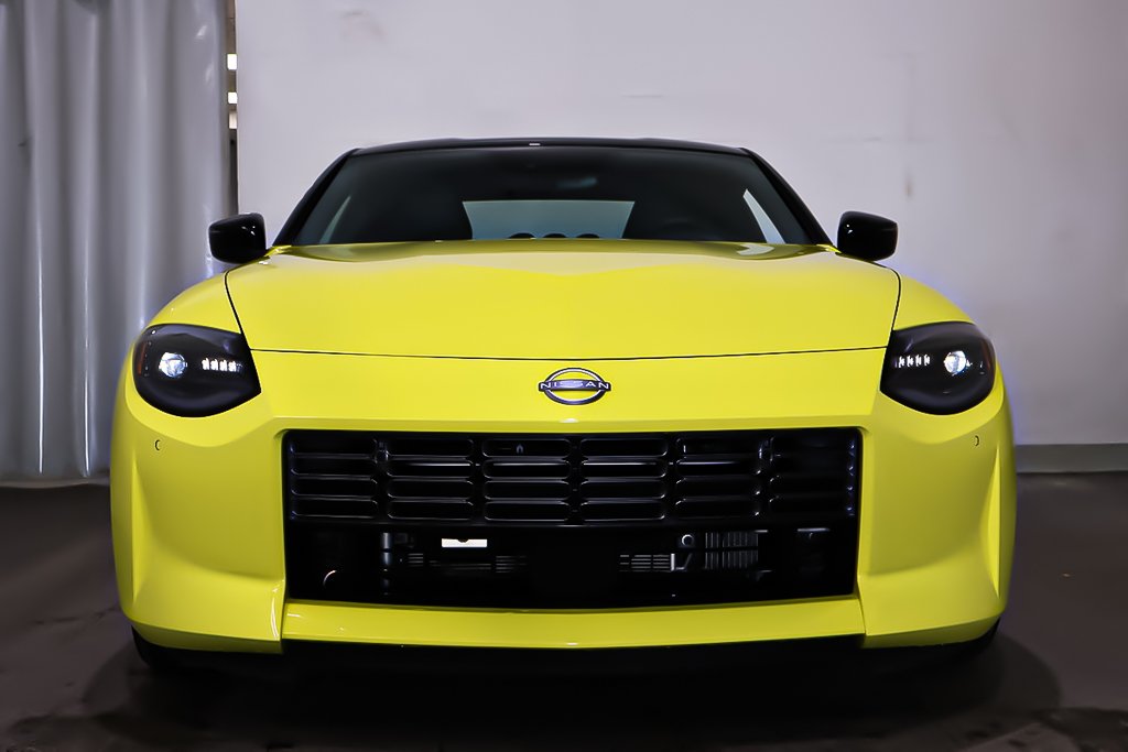 Nissan Z PERFORMANCE + RWD + VITESSES AU VOLANT 2024 à Terrebonne, Québec - 2 - w1024h768px