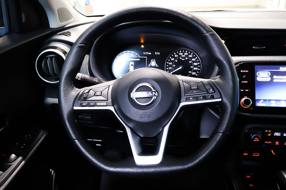 Nissan KICKS SV + DEMARREUR A DISTANCE + CARPLAY 2023 à Terrebonne, Québec - 11 - w1024h768px