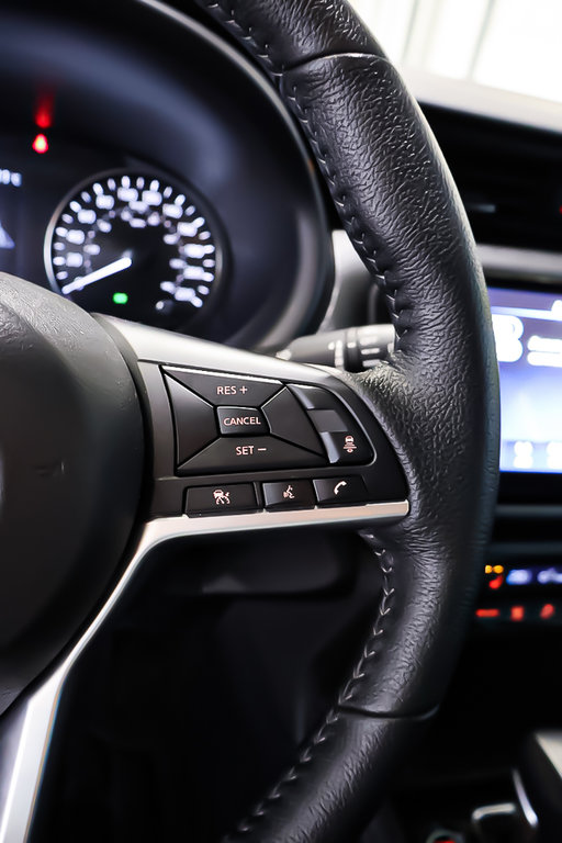 Nissan KICKS SV + DEMARREUR A DISTANCE + CARPLAY 2023 à Terrebonne, Québec - 13 - w1024h768px