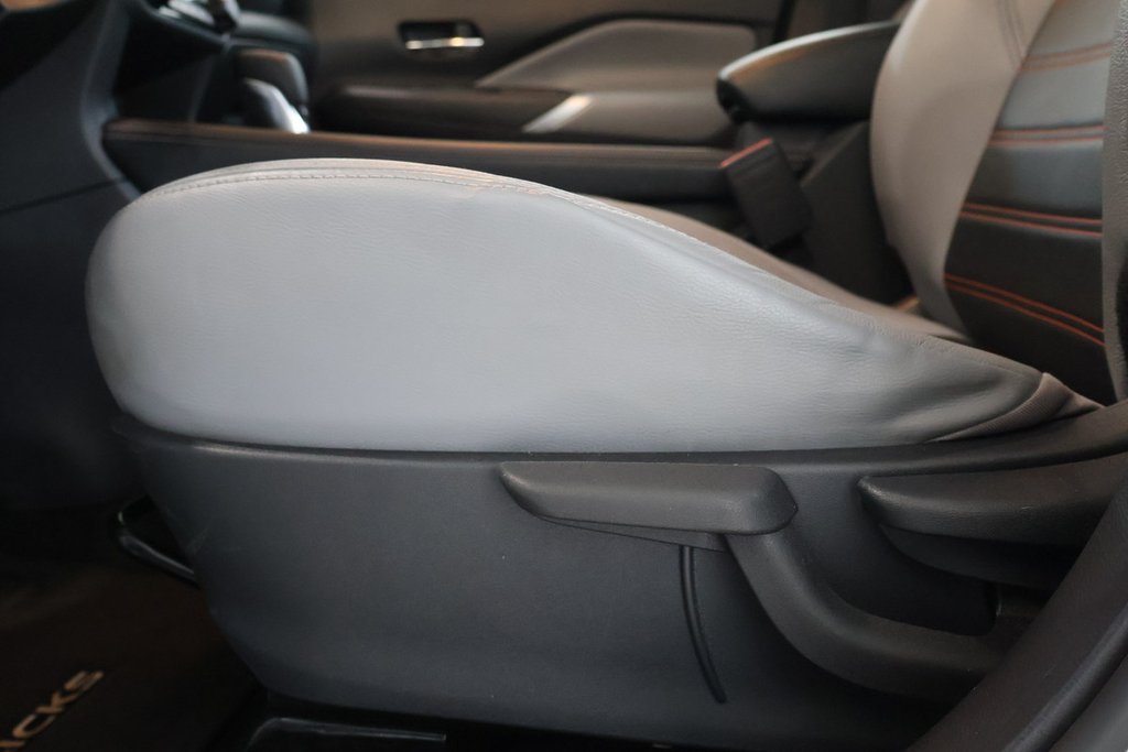 2024 Nissan Kicks SR PREMIUM +T/A + DEMARREUR + CARPLAY in Terrebonne, Quebec - 11 - w1024h768px