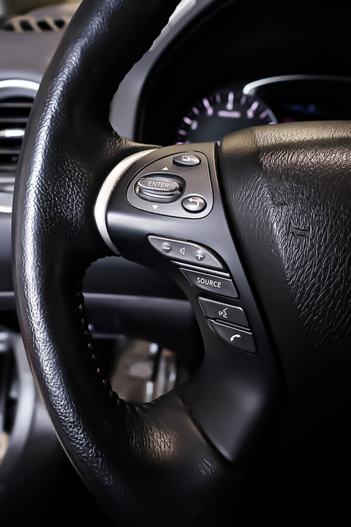 2020 Nissan Pathfinder SV TECH + AWD in Terrebonne, Quebec - 15 - w1024h768px