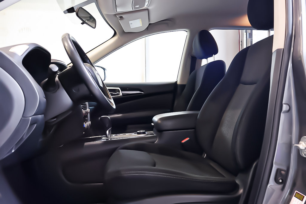 2020 Nissan Pathfinder SV TECH + AWD in Terrebonne, Quebec - 10 - w1024h768px