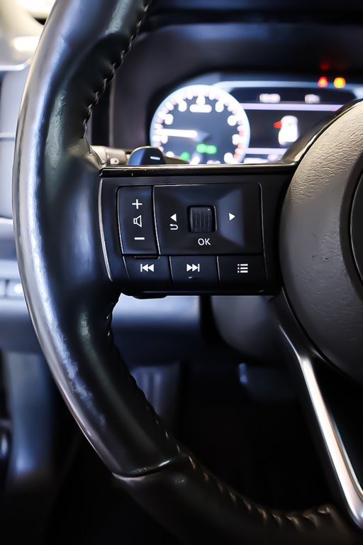2023 Nissan Pathfinder SL + AWD + TOIT OUVRANT PANO in Terrebonne, Quebec - 17 - w1024h768px