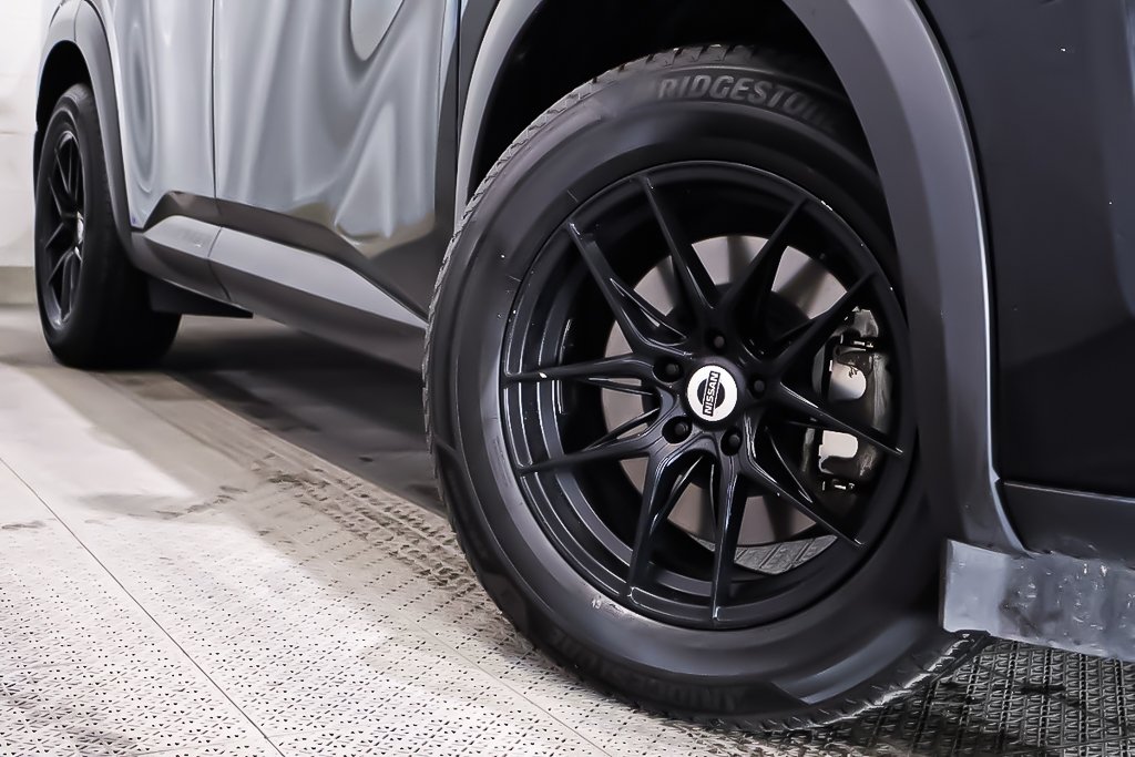 2023 Nissan Pathfinder SL + AWD + TOIT OUVRANT PANO in Terrebonne, Quebec - 9 - w1024h768px