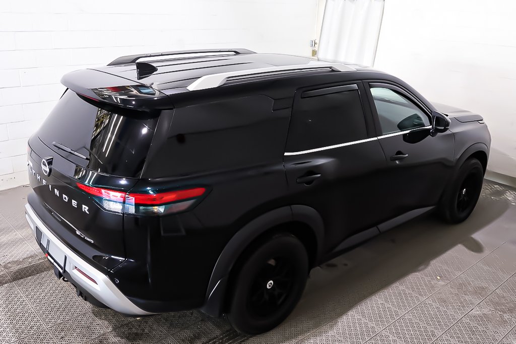 2023 Nissan Pathfinder SL + AWD + TOIT OUVRANT PANO in Terrebonne, Quebec - 7 - w1024h768px