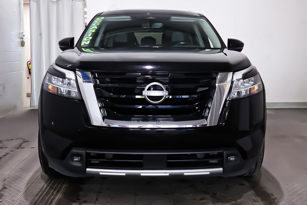 2023 Nissan Pathfinder SL + AWD + TOIT OUVRANT PANO in Terrebonne, Quebec - 2 - w1024h768px