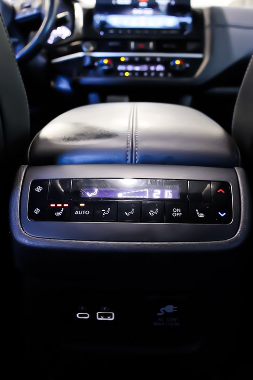 2023 Nissan Pathfinder SL + AWD + TOIT OUVRANT PANO in Terrebonne, Quebec - 31 - w1024h768px