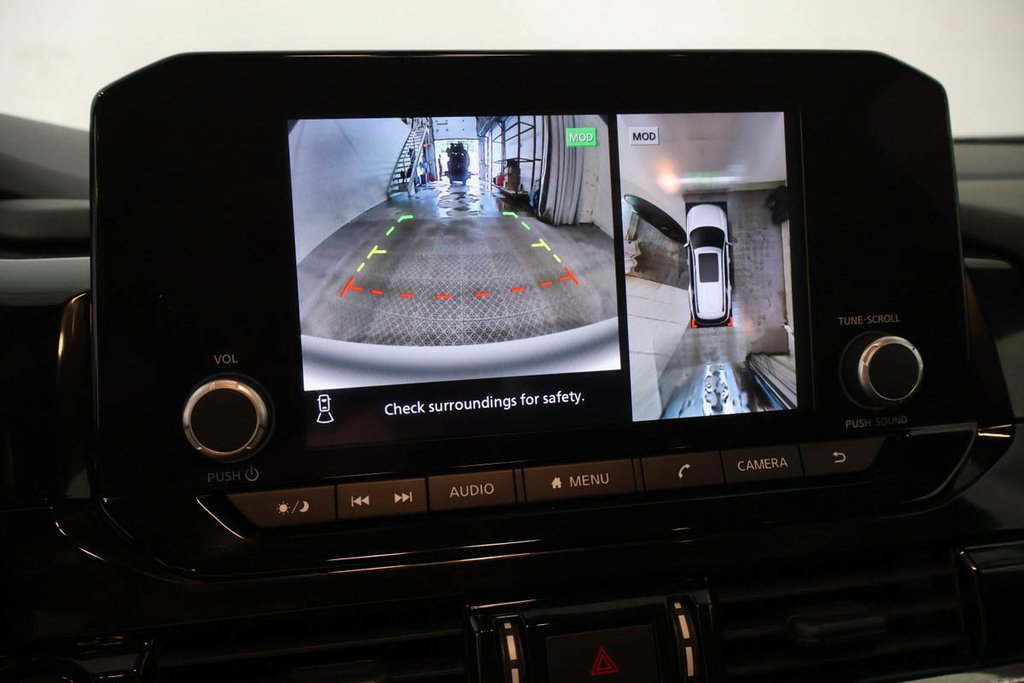 2025 Nissan Pathfinder SV ROCK CREEK + AWD + CUIR + CARPLAY in Terrebonne, Quebec - 22 - w1024h768px