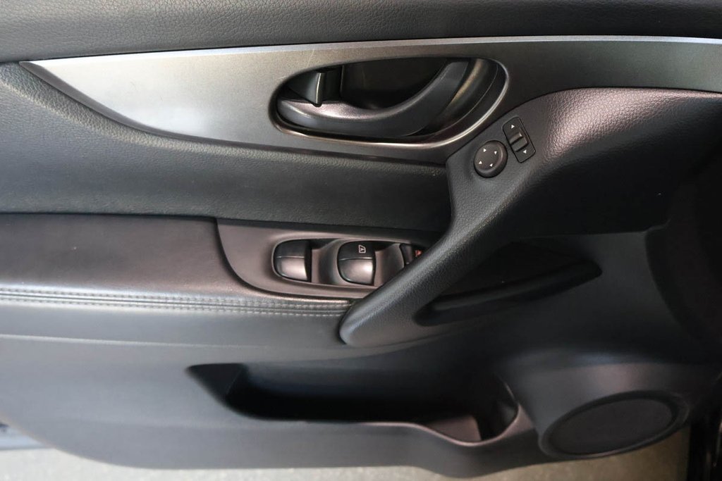 Nissan Qashqai S + AUTOMATIQUE + GROUPE ELECTRIQUE 2021 à Terrebonne, Québec - 26 - w1024h768px