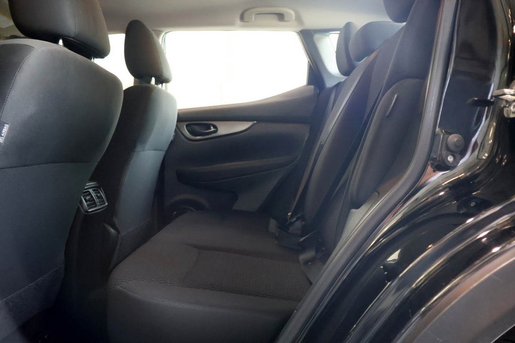 Nissan Qashqai S + AUTOMATIQUE + GROUPE ELECTRIQUE 2021 à Terrebonne, Québec - 27 - w1024h768px
