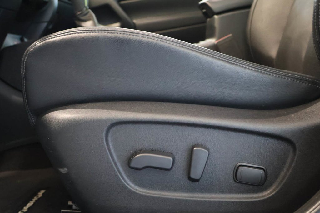 Nissan Qashqai SV + T/A + TOIT OUVRANT + CUIR 2023 à Terrebonne, Québec - 13 - w1024h768px