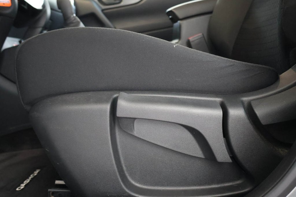 Nissan Qashqai S + AUTOMATIQUE + GROUPE ELECTRIQUE 2023 à Terrebonne, Québec - 11 - w1024h768px