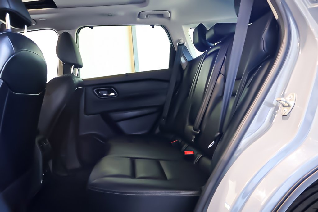 2023 Nissan Rogue SV MIDNIGHT EDITION + AWD in Terrebonne, Quebec - 30 - w1024h768px