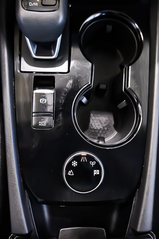 2023 Nissan Rogue SV MIDNIGHT EDITION + AWD in Terrebonne, Quebec - 26 - w1024h768px