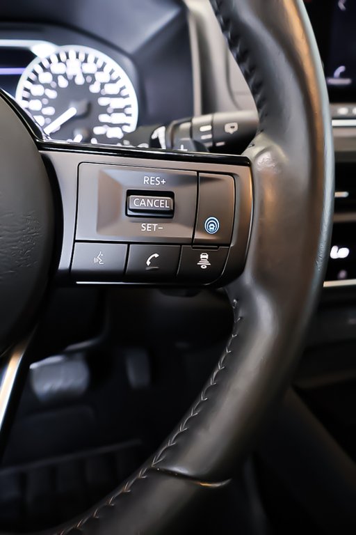 Nissan Rogue SV +AWD + TOIT OUVRANT PANO + CARPLAY 2023 à Terrebonne, Québec - 18 - w1024h768px