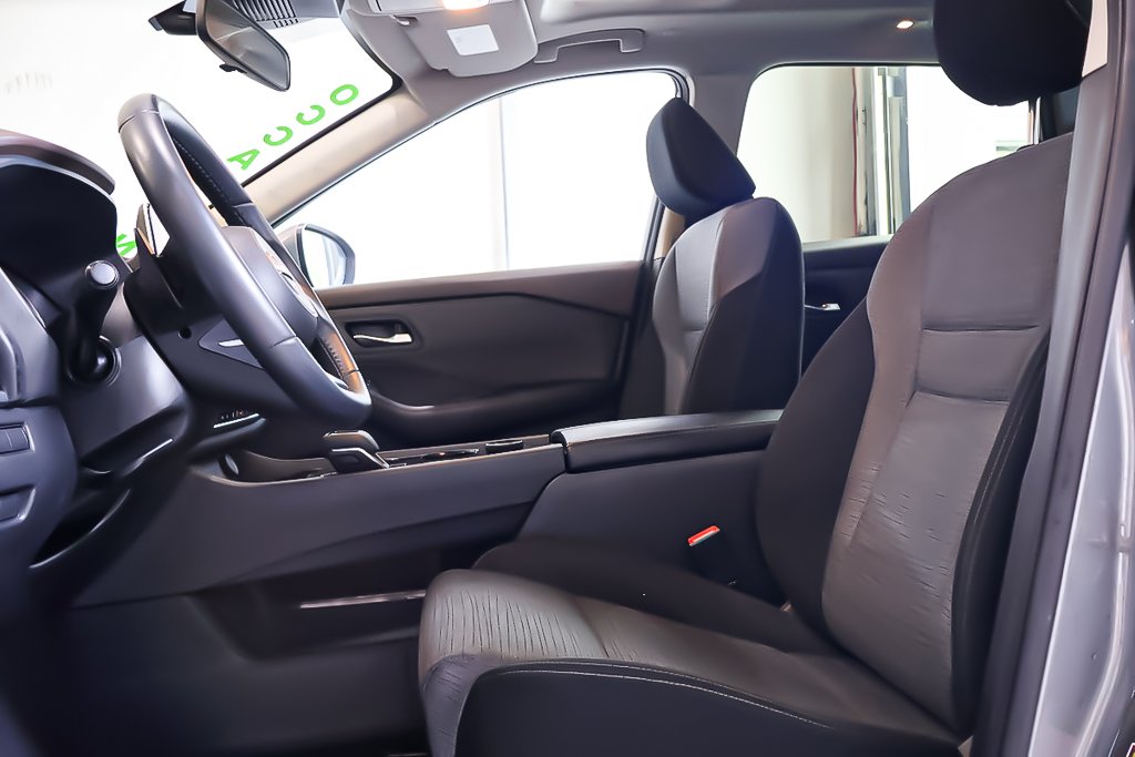 Nissan Rogue SV +AWD + TOIT OUVRANT PANO + CARPLAY 2023 à Terrebonne, Québec - 10 - w1024h768px