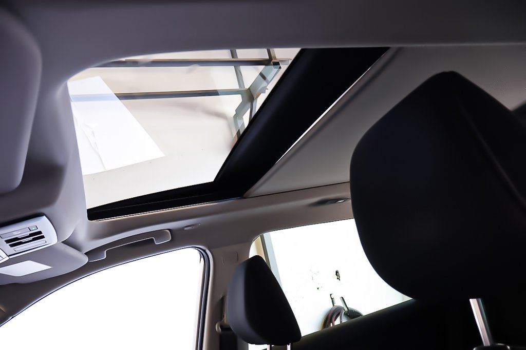 Nissan Rogue SV + AWD + TOIT OUVRANT PANO 2023 à Terrebonne, Québec - 12 - w1024h768px