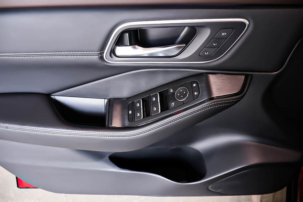 Nissan Rogue PLATINUM + AWD + TOIT OUVRANT PANO 2023 à Terrebonne, Québec - 30 - w1024h768px