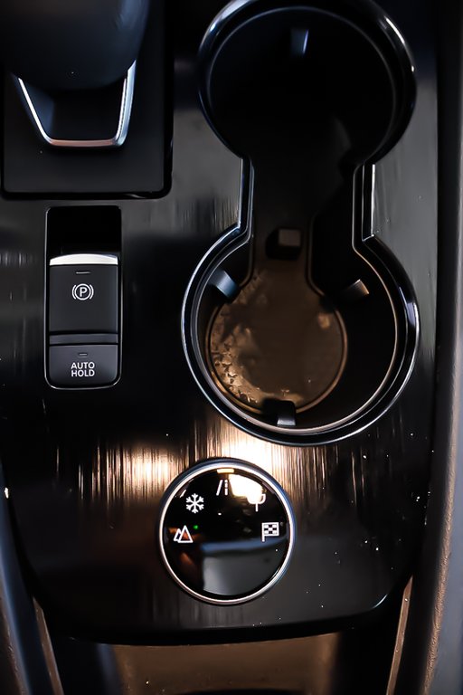 2024 Nissan Rogue SV MONROOF + AWD + TOIT OUVRANT PANO in Terrebonne, Quebec - 26 - w1024h768px