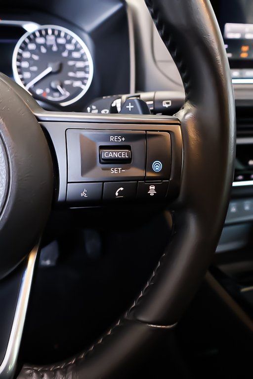 2024 Nissan Rogue SV MONROOF + AWD + TOIT OUVRANT PANO in Terrebonne, Quebec - 18 - w1024h768px