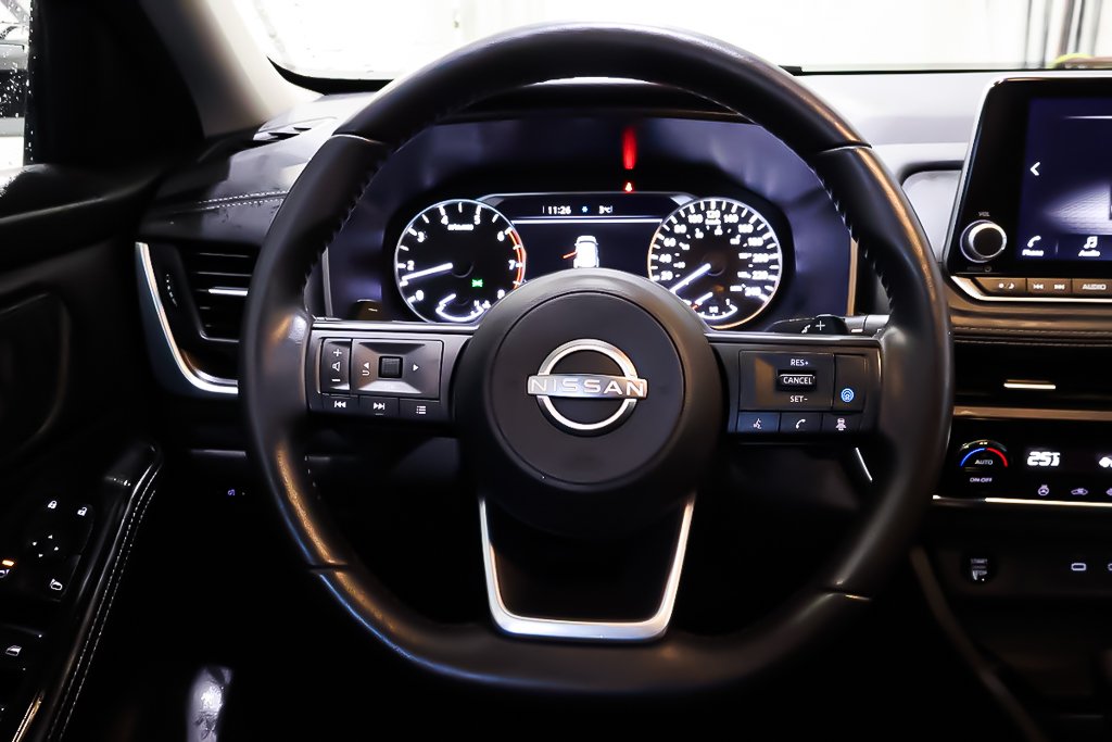 Nissan Rogue SV MOONROOF + AWD + DEMARREUR 2024 à Terrebonne, Québec - 15 - w1024h768px