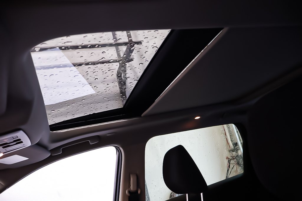 Nissan Rogue SV MOONROOF + AWD + DEMARREUR 2024 à Terrebonne, Québec - 11 - w1024h768px