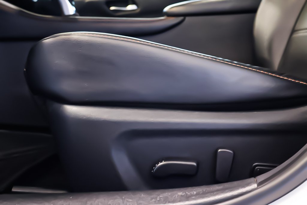 Nissan Sentra SR + TOIT OUVRANT + CARPLAY 2023 à Terrebonne, Québec - 13 - w1024h768px