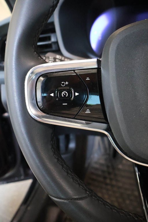 Polestar 2 LONG RANGE PLUS + DUAL MOTOR + AWD + TOIT DE VERRE 2024 à Terrebonne, Québec - 15 - w1024h768px