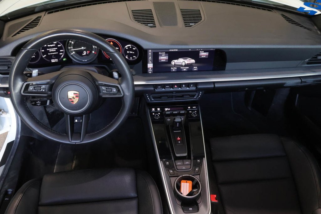 Porsche 911 CARRERA CABRIOLET + RWD 2020 à Terrebonne, Québec - 15 - w1024h768px